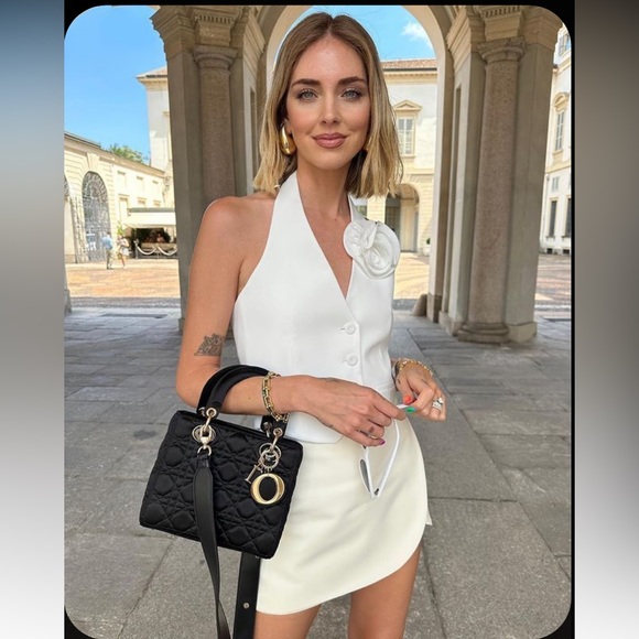 Open back rosette 3D flower rose detail halter neck button front vest - Picture 4 of 7